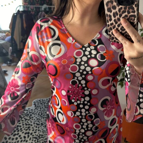 Costume 70s Printed Groovy Long Sleeve Mini Dress Halloween Pink Size M/L - Picture 2 of 6